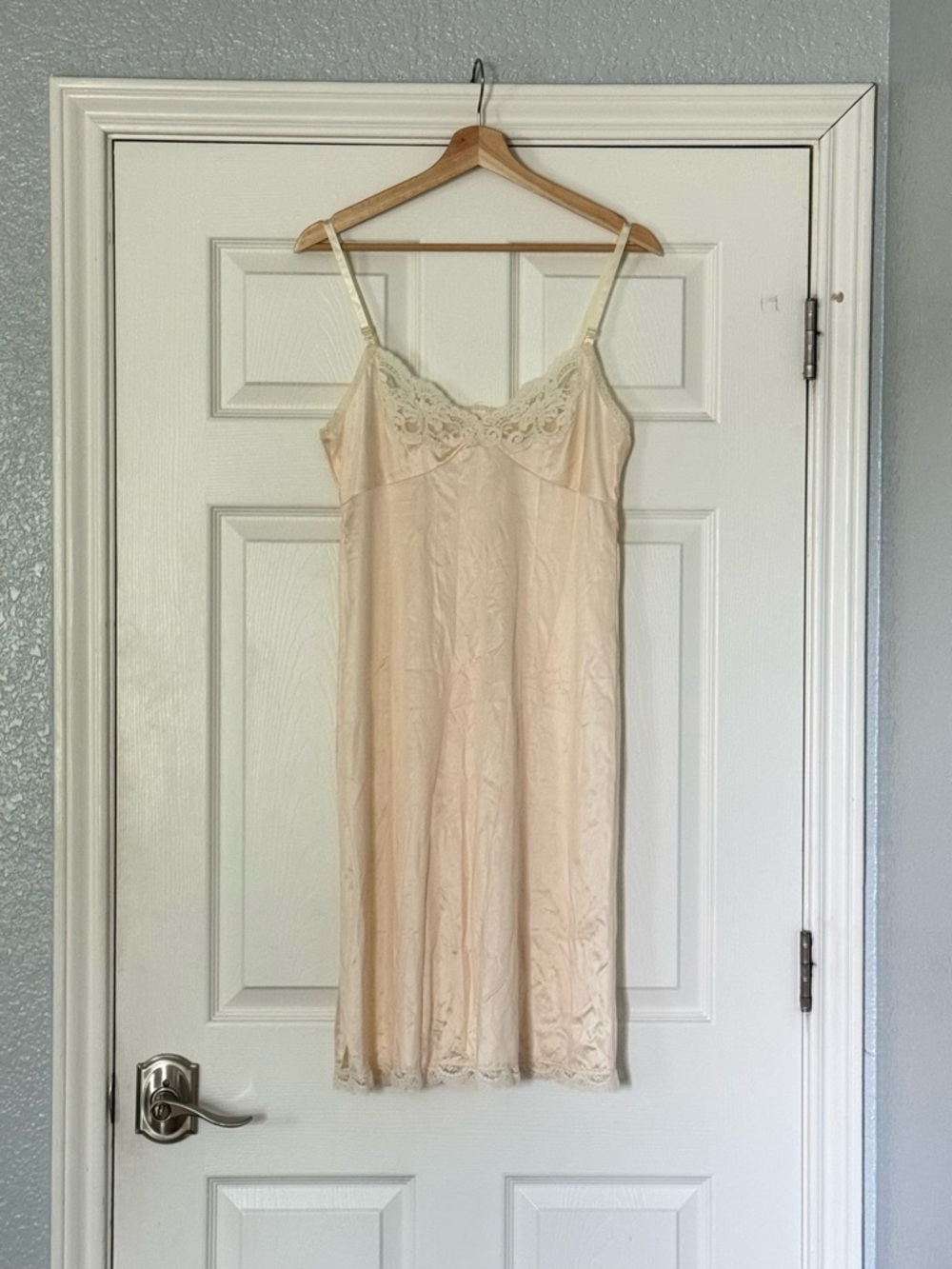 Vintage Women’s Lace Trim Slip Dress